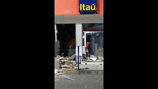 Quadrilha explode três agências bancárias em Imbituva