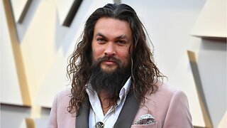 Jason Momoa apologizes for overshadowing the release of Mueller report