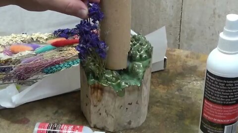 Casting Dried Flowers In Resin to Make a Vase-9