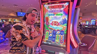 I put $200 into this Las Vegas slot machine... and this is what happened!!