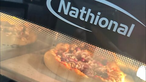 Easy Pizza 35 da Nathional - Pizza de Atum Solido com MUUITO molho em apenas 2 minutos