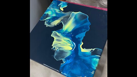 Bright and Pretty, simple dutch pour ideas. Tips on using yellow with black