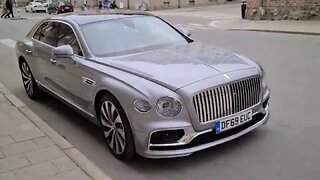 New Bentley Flying Spur W12. Massive! Colour is Hallmark? [8k]