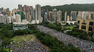 1.7 Million Protesters Marched Peacefully Through Hong Kong Sunday