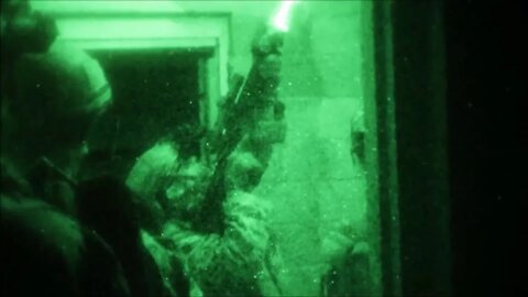 Marines with 22nd MEU Conduct Night Raid