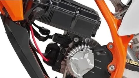 KTM SX E-5 Motor and Powerpack are sourced and sold by YAMAHA!