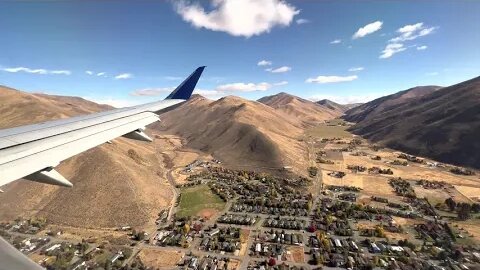 Beautiful Approach - Delta Connection Embraer 175 Landing Sun Valley Idaho