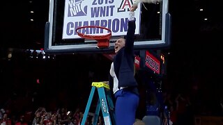 Arizona's Adia Barnes signs contract extension through 2024