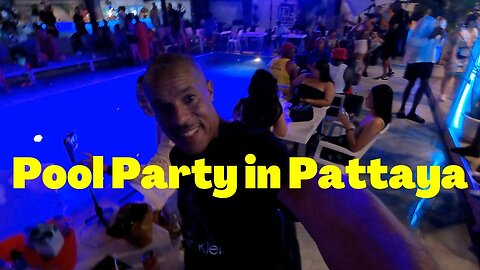 Pool party in Pattaya | The sauna bar | happy people