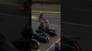 Harley Davidson Dyna stunts - wheelies, burnouts, drifting #shorts