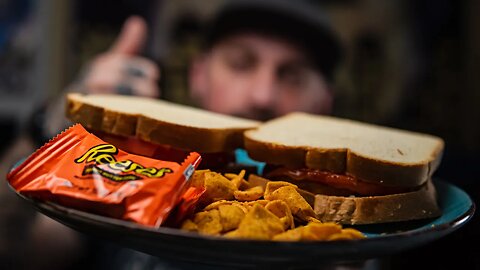 Fried Chicken Sandwiches w/ BBQ Fritos, Reese's Cups and 2 Tangerines | ASMR (Whispering, Crunching)