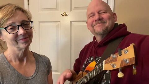 Everybody - Ingrid Michaelson (ukulele tutorial by MUJ)