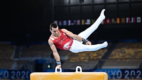 6 Photos Of Quebec Gymnast Rene Cournoyer Blowing Our Minds At The Tokyo Olympics