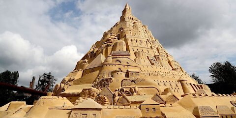 The largest sand castle ever made 😱