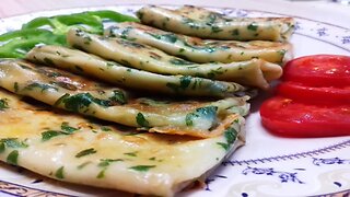 The egg crepe recipe with cheese is a delicious and easy meal (Cook Food in Home)