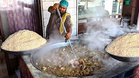 Kabuli Pulao Recipe | Giant Meat Rice Prepared | Most Famous Afghani Pulao | Peshawar Street Food