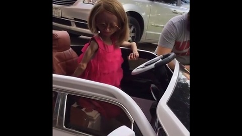 Adalia Rose cruises in style with new car from LYFT