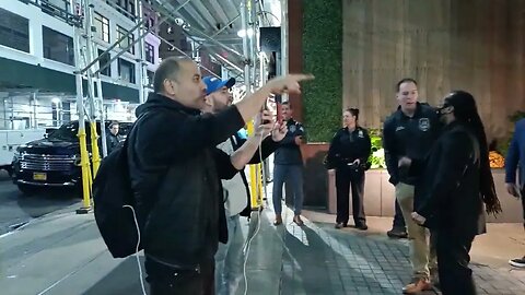 The Anti-@RidersAlliance Gala Protest Outside Versa Hotel @PassengersUnite 10/16/23 @followmoneynyc