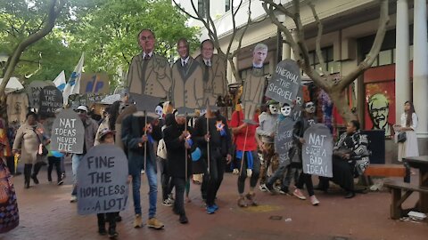 SOUTH AFRICA - Cape Town - Guerilla Zombie March by Reclaim the City and the Yes Men (Video) (reo)