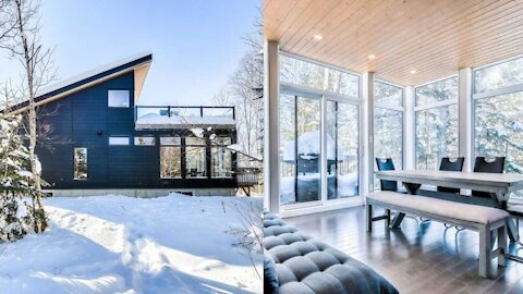 Cette maison en forêt dans les Laurentides est à vendre pour le prix d'un condo à Montréal