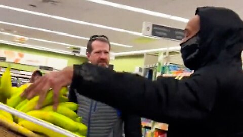 Shoplifting Suspect Throws Bananas at Man Filming