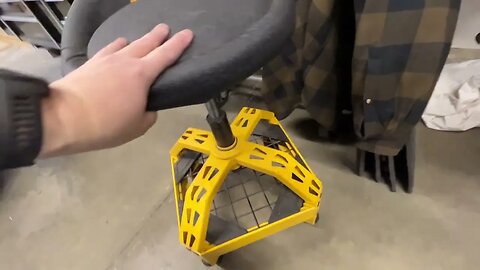 Dewalt Rolling Shop Stool