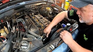 1998 Jeep Cherokee XJ -- Replacing a Cracked Exhaust Manifold on a Jeep 4.0 Six Cylinder