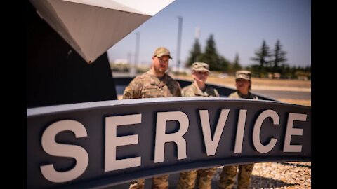 After a fiery car wreck, these three Travis AFB airmen saved a man’s life