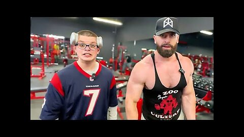 Sketch WORKS OUT With Bradley Martyn