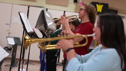 Waverly High School marching band preps for Silver Bells
