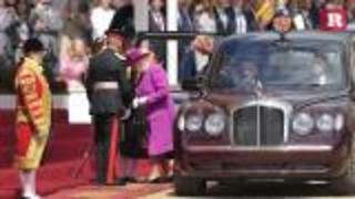 Spanish royals get welcoming reception by Queen Elizabeth and Prince Philip | Rare People