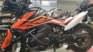 How to change the oil on a KTM 790 ADV