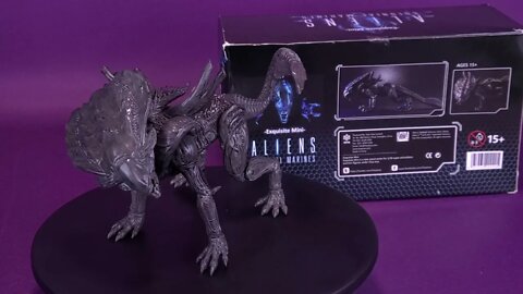 Hiya Toys Aliens Colonial Marines Xenomorph Crusher Exquisite Mini @The Review Spot