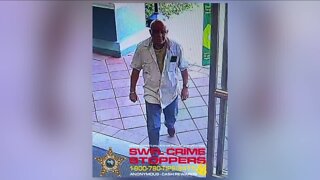 SWFL looking for man who stole from Fort Myers Publix