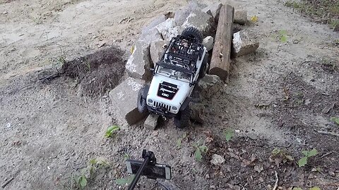 Pivothead Smart Test Footage Of My SCX10 On The Trail Course