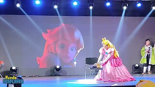 Apresentação Cosplay Individual Livre de Princesa Peach no Sábado de Anime Friends 2023