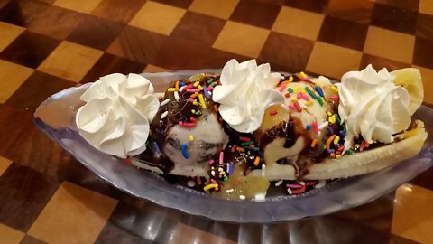 BANANA SPLIT AT WIND CREEK CASINO