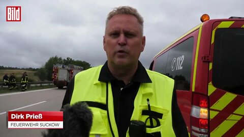 Autofahrer blockieren Rettungsgasse, weil sie im Stau wenden A24