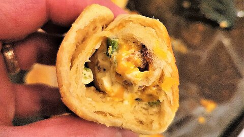 How To Make Jalapeno Popper Crescent Rolls