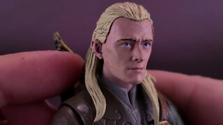 Diamond Select Toys The Lord of the Rings Legolas Figure @The Review Spot