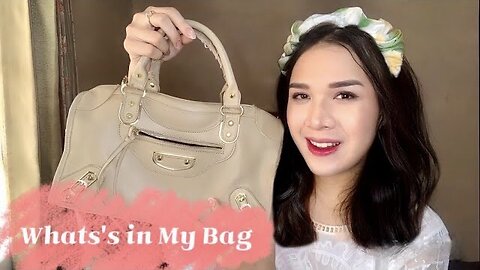 WHAT'S IN MY BAG