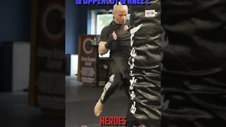 Heroes Training Center | Kickboxing "How To Double Up" Hook & Uppercut & Uppercut & Knee 2 | #Shorts