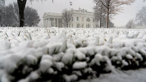 Snow Moves Into Mid-Atlantic; Federal Offices Closed In D.C.