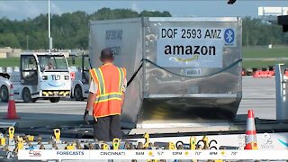 Take a look inside the new Amazon Airhub in Northern Kentucky