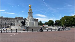 London LIVE: Buckingham Palace In Honor of Queen Elizabeth II