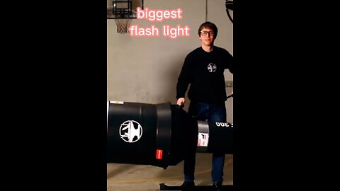 World biggest flash light