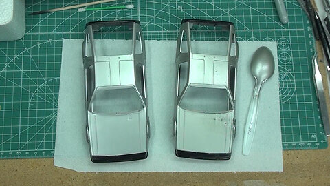 Back to the Future 01 and 03 DeLorean Build Part 04