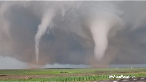 Unbelievable Twin Tornadoes