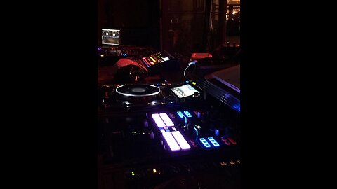 DJSlidin Live @ West End Lounge (Staying Alive Mix)