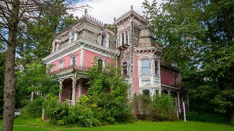 1860s ABANDONED Victorian Mansion and its Mysterious Secrets